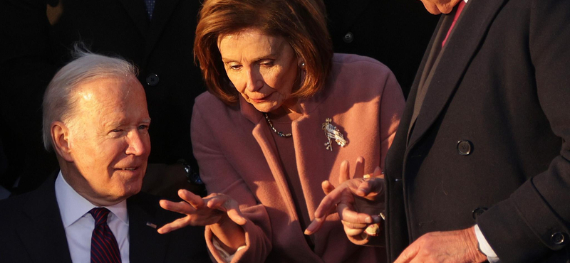 CNN: Pelosi privátban elmondta Bidennek, hogy a közvélemény-kutatások szerint nincs esélye nyerni