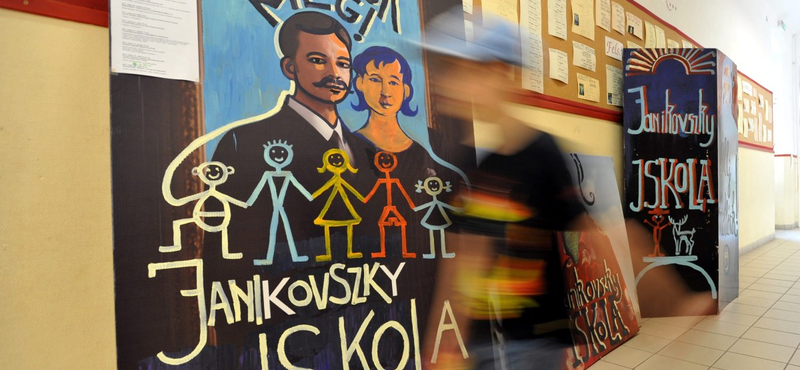 Áll a bál Erzsébetvárosban: mégis megmenekülhet a Janikovszky?
