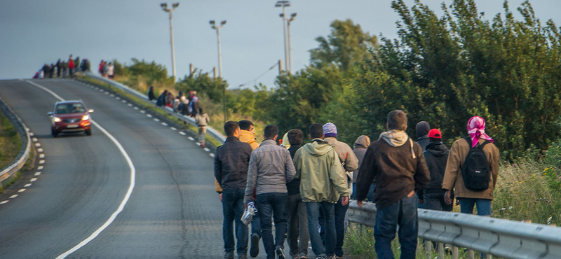 Újabb migráns halt meg Calais-ban