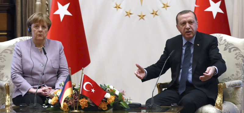 Történelmi mélyponton a német-török viszony Erdogan kijelentése után