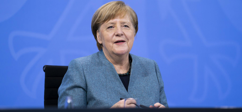 Nyár végére várja Merkel a 74 millió német felnőtt beoltását