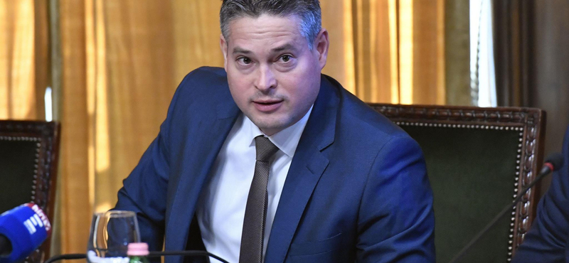 Sára Botond lesz Pikó András kihívója Józsefvárosban