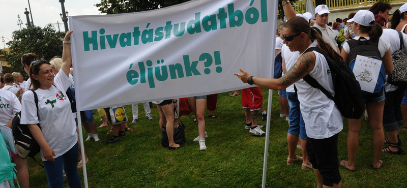 Késő éjjel megállapodtak az egészségügyi béremelésről