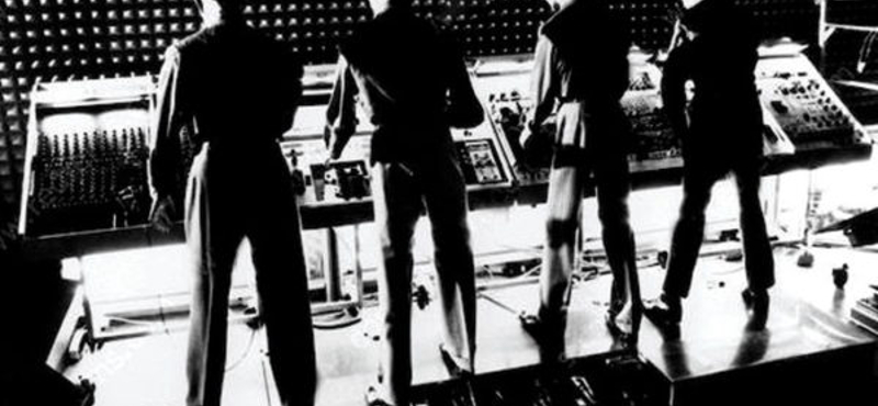 Jön a Kraftwerk