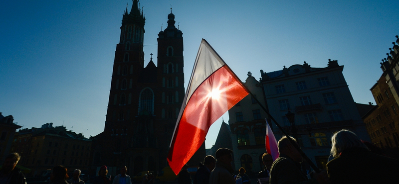 Drónokat vetnek be Krakkóban a szemetet égető lakosok ellen