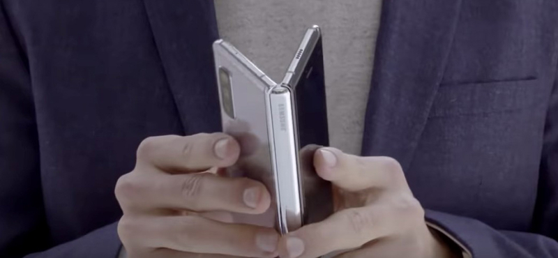 Megvan a dátum: szeptemberben kiadja összehajtható mobilját a Samsung