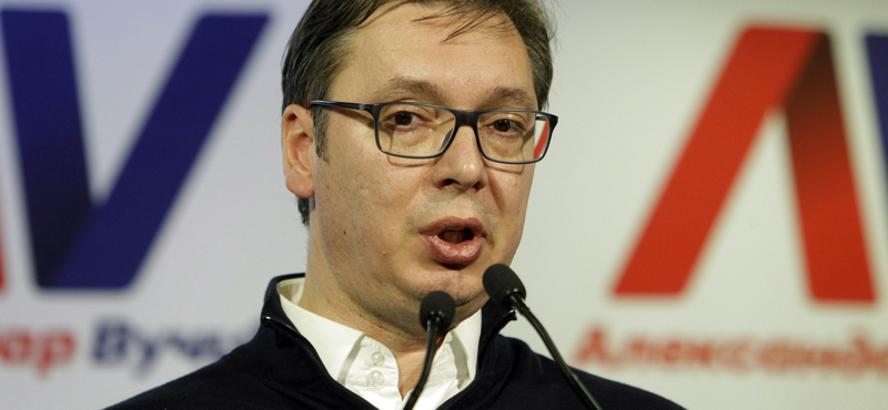 Nő a feszültség Észak-Koszovóban, ahol Vucic szerb elnök nyugtat