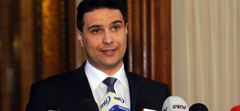 Mesterházy: "Magyarország tartalmilag önkényuralom"
