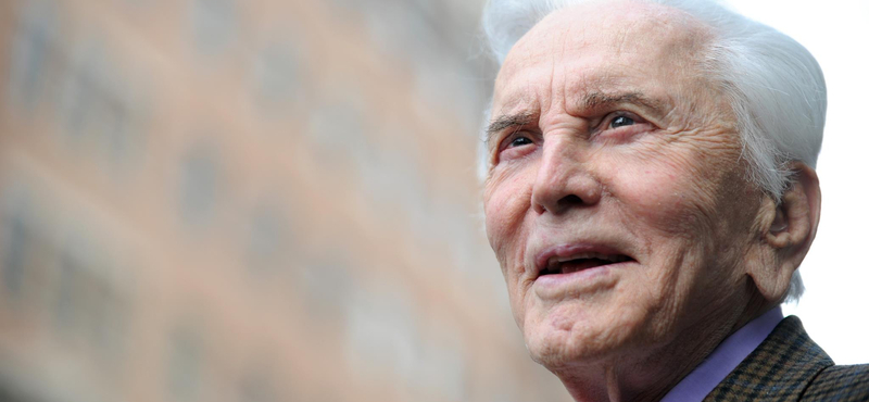 Meghalt Kirk Douglas