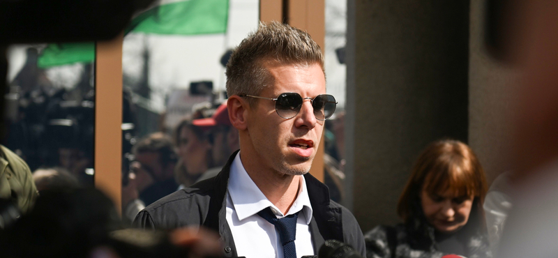 Magyar Péter estére tüntetést hirdetett, hogy a kormány távozását követeljék 