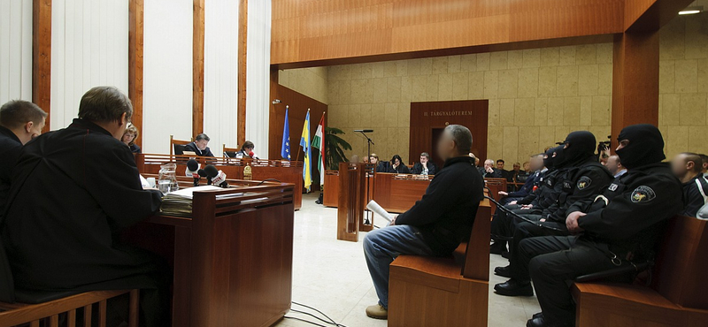 Az utolsó szó jogán szólhatnak a "fekete sereg" tagjai