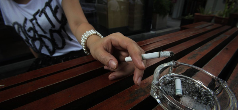Jobb, ha nem visznek cigarettát a bibionei strandra