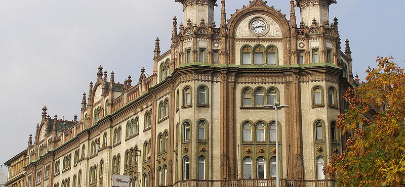 Párisi Udvar: a vételár tripláját kapták vissza az államtól Rogánék vevői