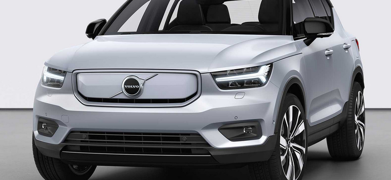 Itt a Volvo első villanyautója, egy 408 lóerős kompakt divatterepjáró