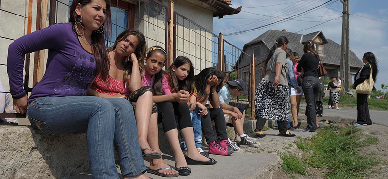 „Nagyon furcsa”, „bizarr” a magyar romák migrációja - írja egy kanadai lap