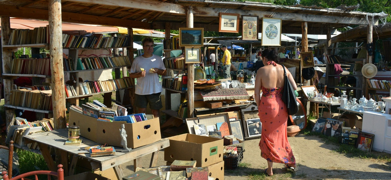 Váratlan húzással menekült meg a balatoni kultpiac