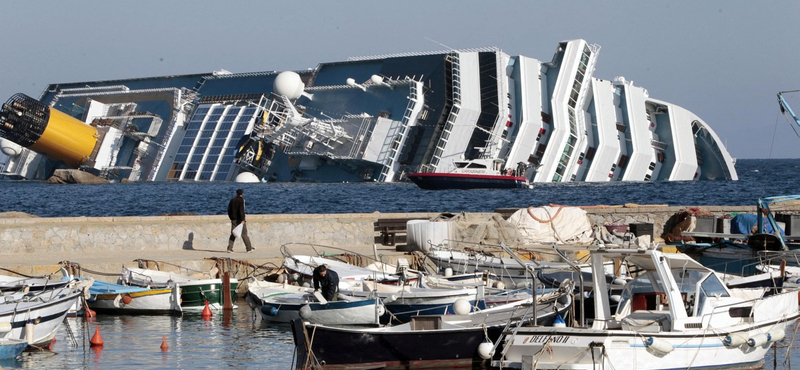 Megint robbantottak a Costa Concordián