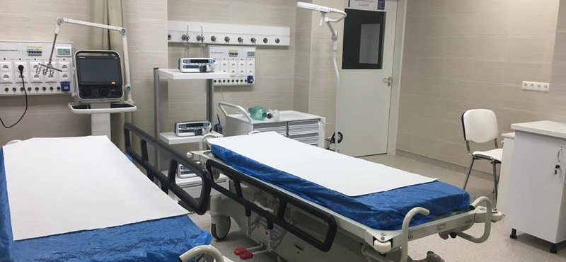 Emberhez méltó munkakörülményeket kérnek a Jézuskától egy fővárosi kórház dolgozói
