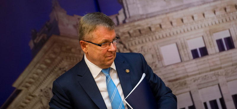 Matolcsy fizetésének emelésével egy sor állami szerv vezetője is jól járhat