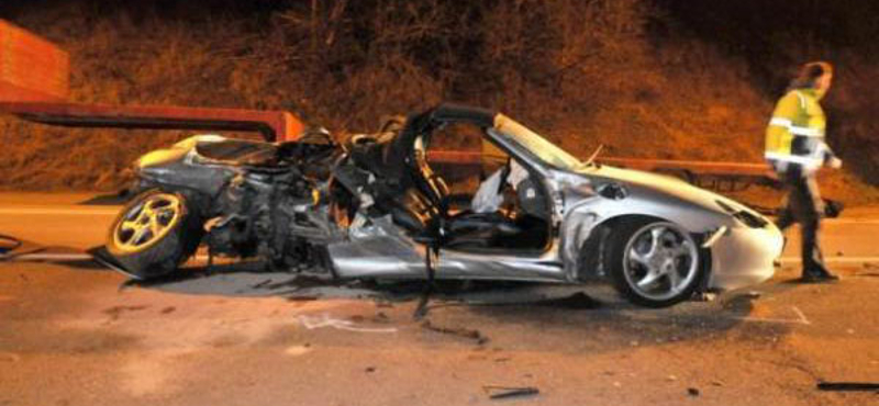 Porschét zúzott Justin Bieber hasonmása Belgiumban – fotó
