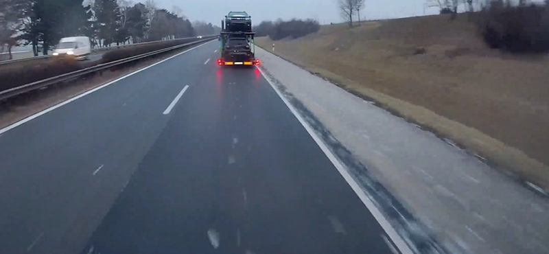 Megkezdték a kártérítést az M1-esen történt tömegdefektek után