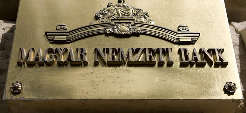 Nem emelt alapkamatot a jegybank
