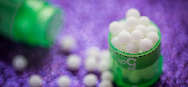 Homeopátia: nem csak hatástalan, de káros is lehet