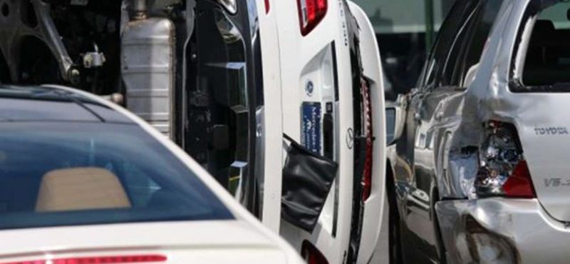 Még el se indult a próbaútra, már rommá törte a Mercedest