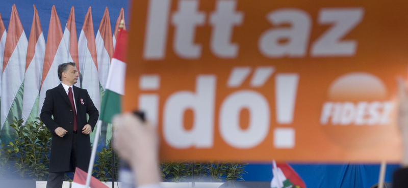 A Fidesz üdvözli a Fidesz-kormány nyugdíjasoknak adott 9000 forintját