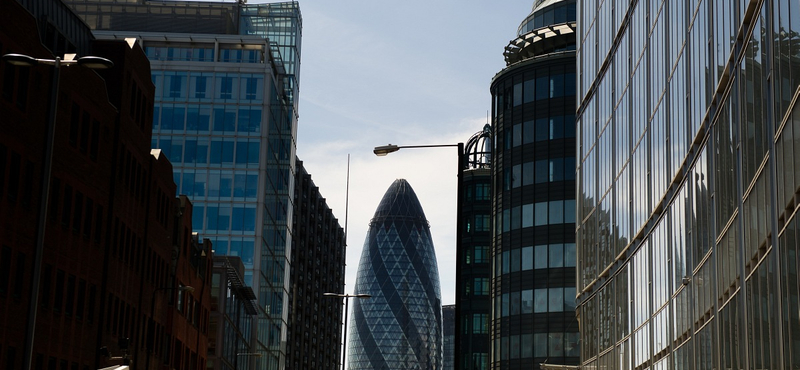 Londoni elemzők: szűkösek lesznek a hitelkeretek az osztrák bankoknál