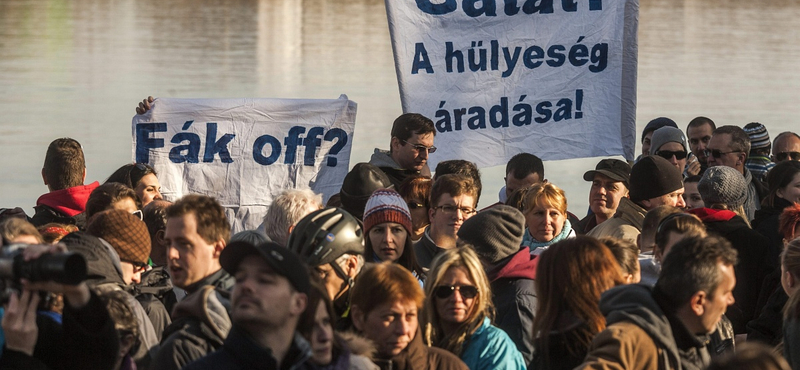 A Kúria hitelesítette a római-parti mobilgátról szóló népszavazás kérdését