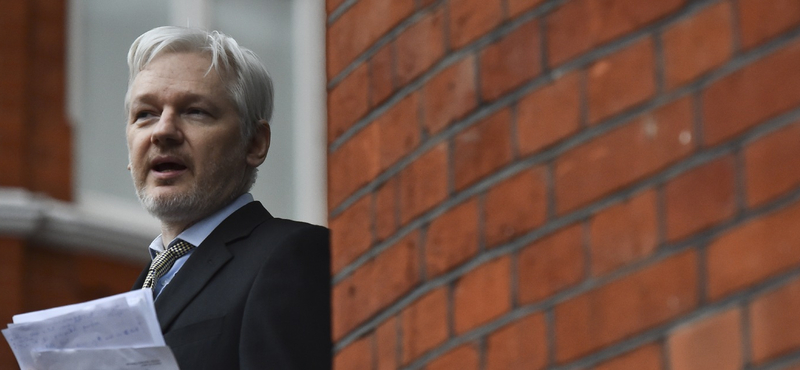 Moszkvába akarták csempészni az oroszok a Wikileaks-alapító Assange-t