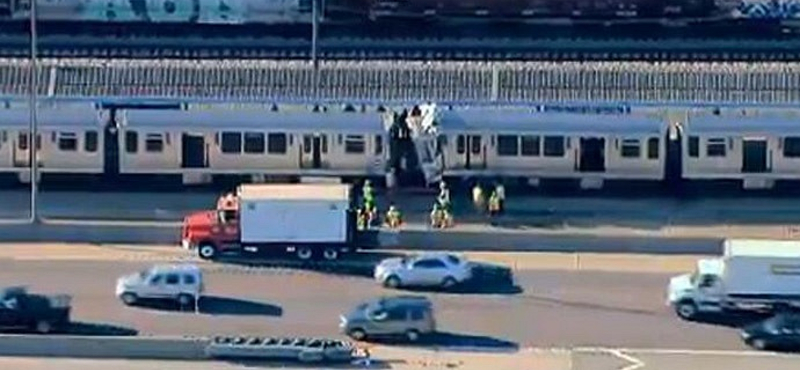 Azonos vágányra került két metró Chicagóban, sok a sérült
