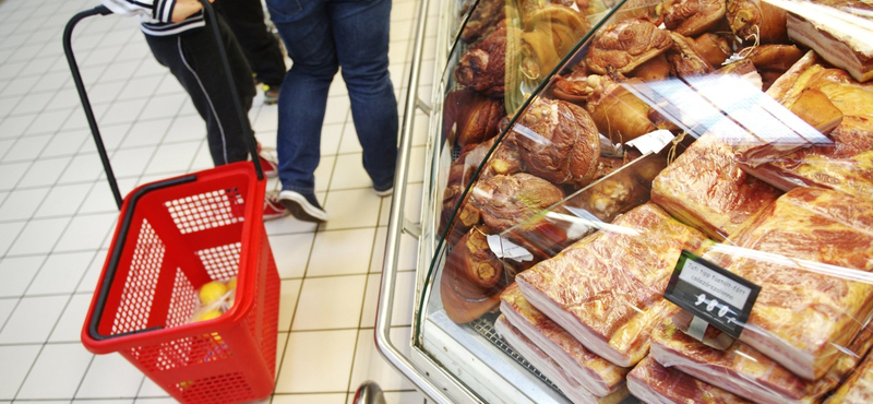 A négynapos ünnep alatt is tud vásárolni, mutatjuk, hol